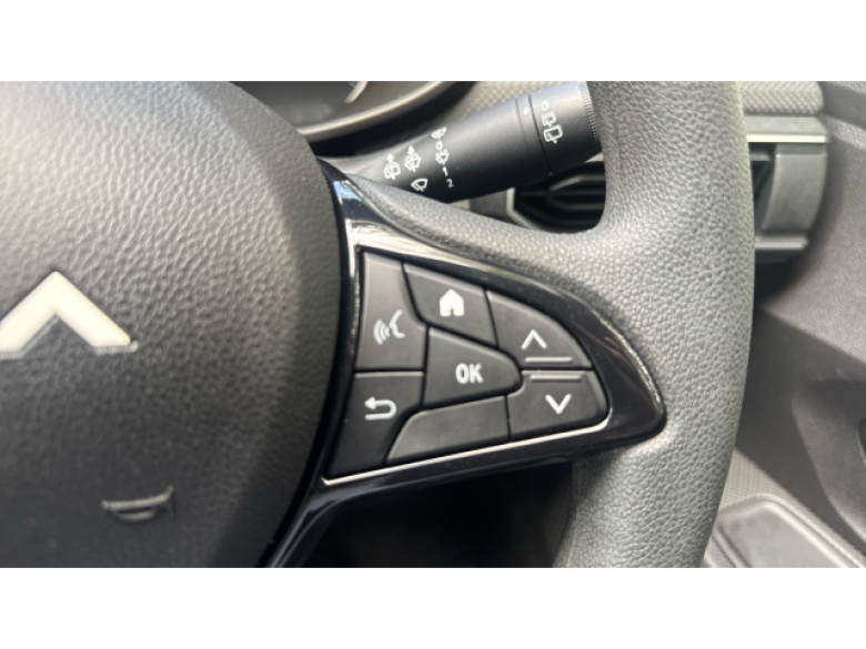 Dacia Jogger 1.0 TCe Essential 5dr Petrol Estate